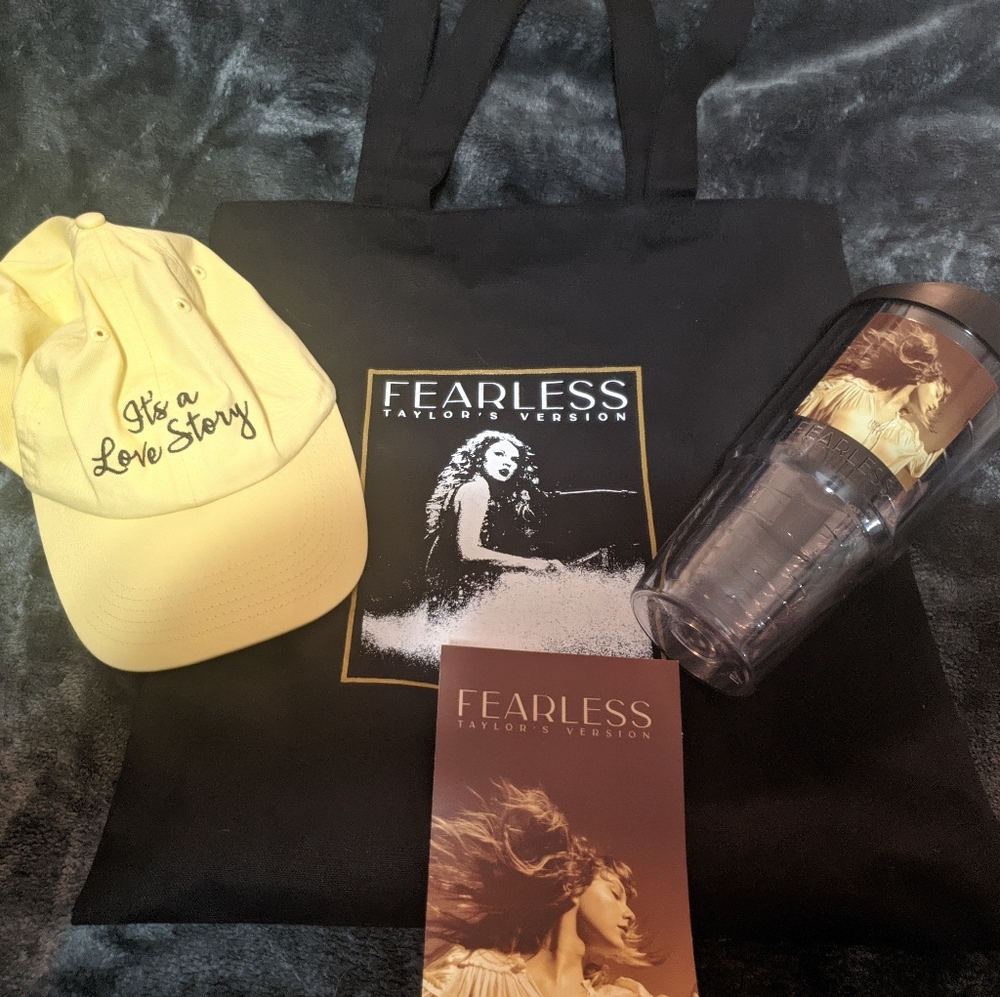 Taylor Swift Capital One Fearless Bundle